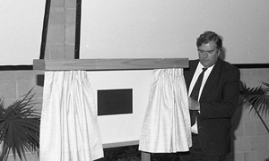 Kim Beazley opening Loneragan Building