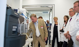 Professor Jeremy Nicholson demonstrates equipment at the Australian National Phenome Centre