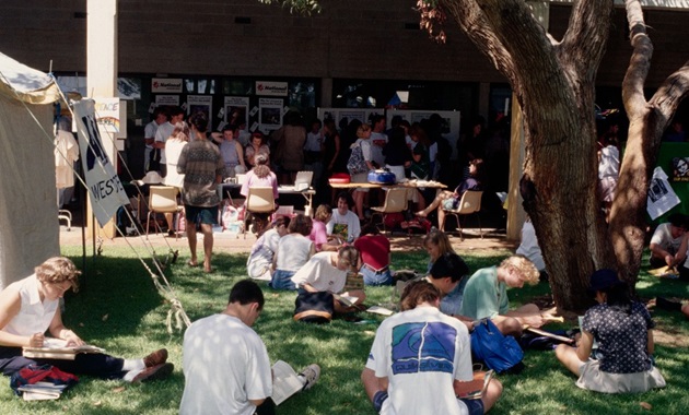 Students on Murdoch University campus during Market Day